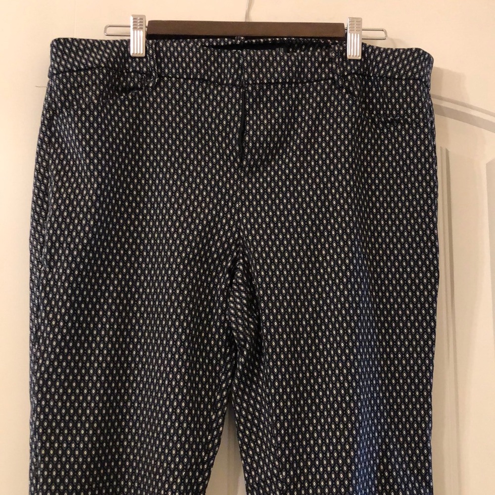 Pattern pixie dress pants